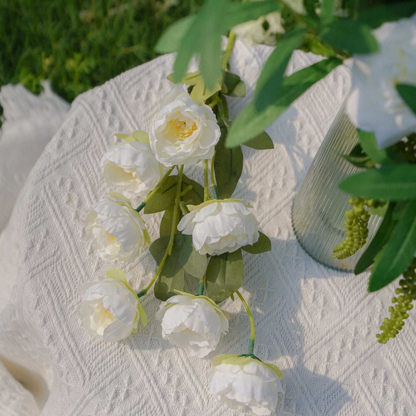 7-Head Delicate Peony - Cream White7头玲珑牡丹 - 奶白色