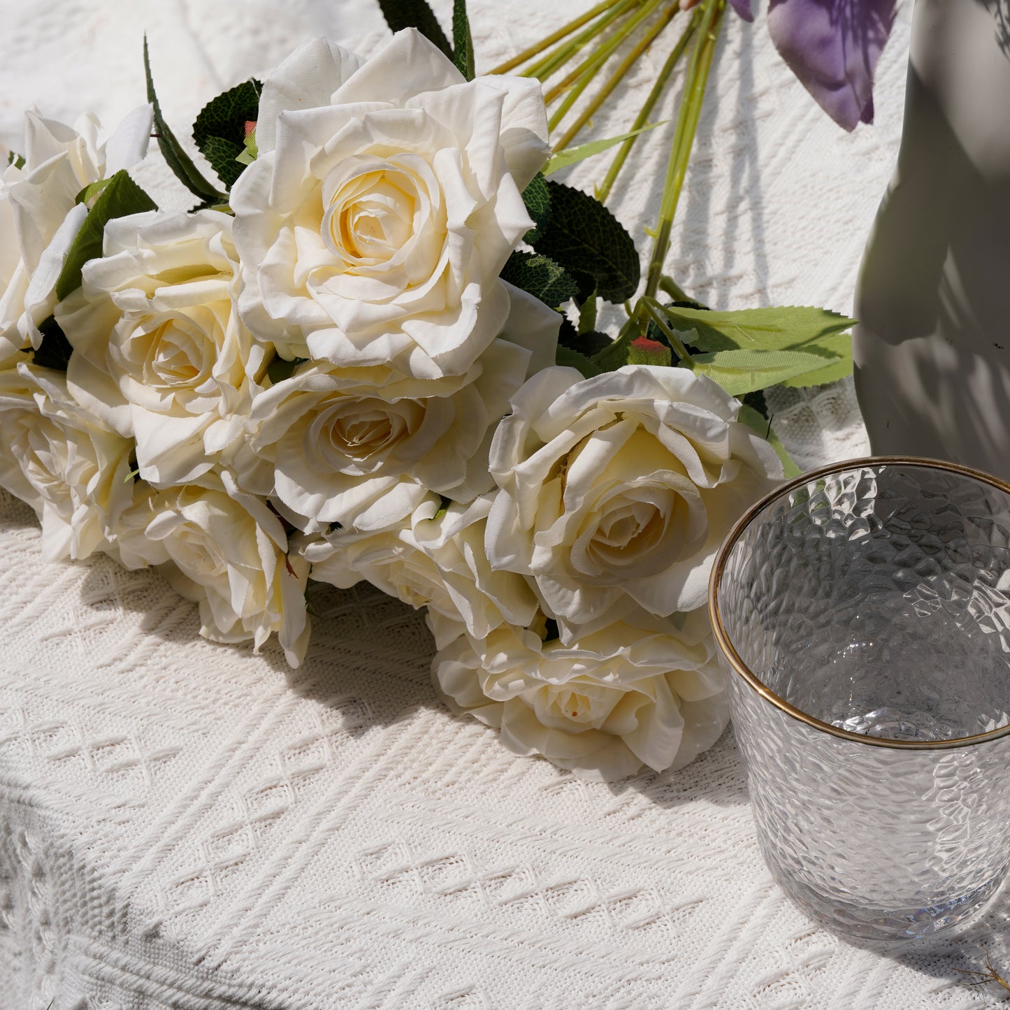 Single Stem Rose - Creamy White单支玫瑰-奶白