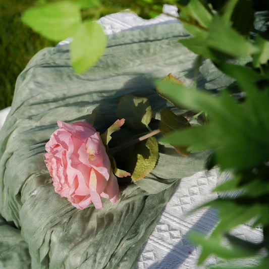 Single Oil Painting Rose - Pink 单只油画玫瑰-粉
